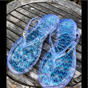 Vineyard Vines jelly flip flops slip on